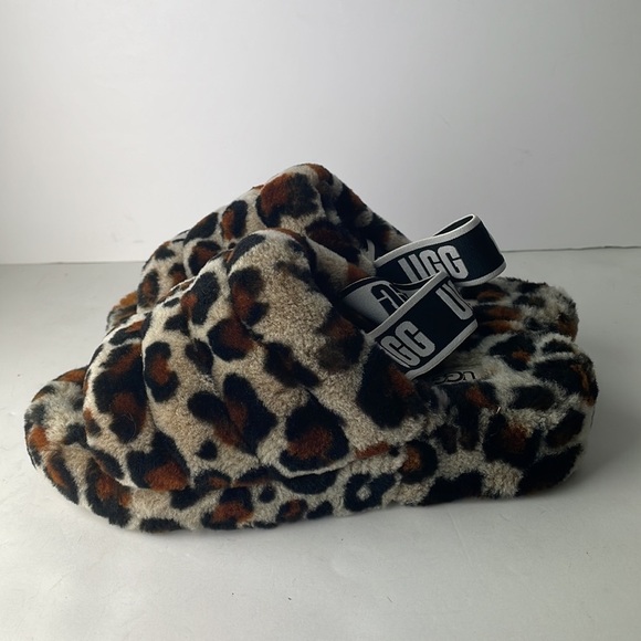 UGG Fluff Yeah Leopard Slippers - Picture 5 of 9